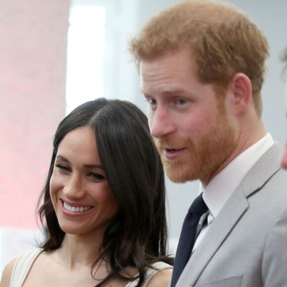 Le prince Harry et sa fiancée Meghan Markle lors d'une réception du forum des jeunes pendant le Commonwealth Heads of Government Meeting à Londres le 18 avril 2018.