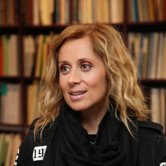 Exclusif - Lara Fabian - Sortie du livre de chant "PY 3.14 La Méthode" de Pierre-Yves Duchesne à la Flûte de Pan à Paris, le 3 octobre 2016. © Marc Ausset-Lacroix/Bestimage