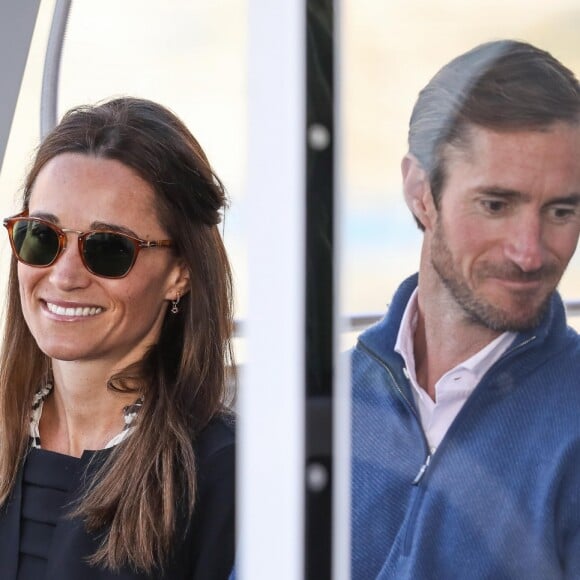 Exclusif - Pippa Middleton et son mari James Matthews prennent un bateau taxi pour se rendre à l'emblématique opéra de Sydney, Australie, le 31 mai 2017.