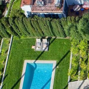 Ellen Pompeo et son époux Chris Ivery vendent leur villa hispanique des années 1920 dans le quartier historique de Whitely Heights, sur les hauteurs d'Hollywood, avril 2018.