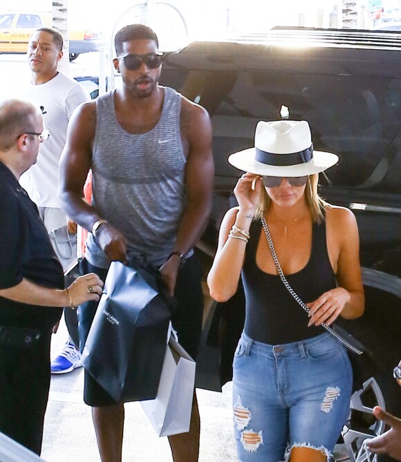 Khloe Kardashian et Tristan Thompson à Bal Harbour, Floride. Le 18 septembre 2016.