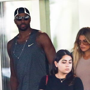 Khloe Kardashian et Tristan Thompson arrivent à leur hôtel à Miami le 17 septembre 2016.