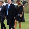 Le président américain Donald Trump, sa femme la Première Dame Melania Trump, le président de la République française Emmanuel Macron et sa femme la Première Dame Brigitte Macron (Trogneux) - Les couples présidentiels français et américains arrivent à Mount Vernon à bord de l'hélicoptaire présidentiel Marine One, à Mount Vernon, le 23 avril 2018. © Dominique Jacovides/Bestimage