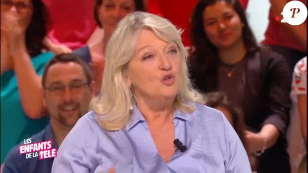 Charlotte de Turckheim face à Laurent Ruquier, le 22 avril 2018 dans &quot;Les Enfants de la télé&quot; sur France 2.