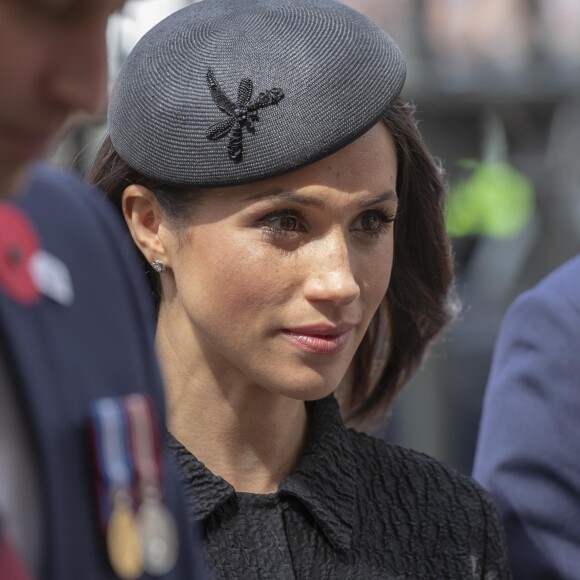 Meghan Markle et le prince Harry ont été rejoints par le prince William pour le service commémoratif de l'ANZAC Day en l'abbaye de Westminster, le 25 avril 2018 à Londres.