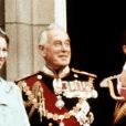 Lord Louis Mountbatten, grand-oncle du prince Charles mort dans un attentat à la bombe de l'IRA en 1979, le 7 juin 1977 à Londres.