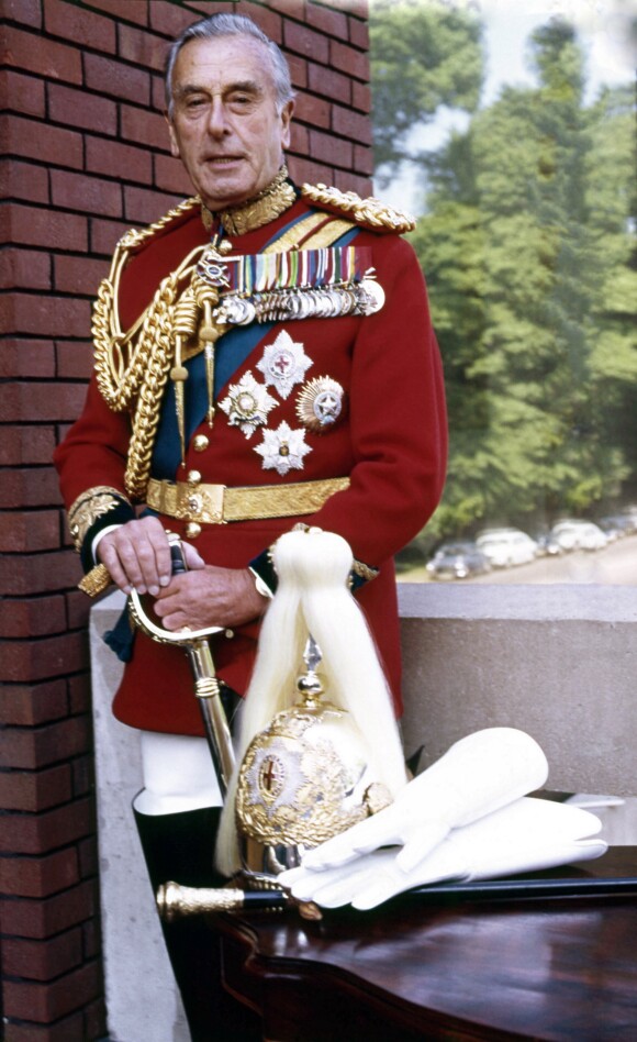 Lord Louis Mountbatten, grand-oncle du prince Charles mort dans un attentat à la bombe de l'IRA en août 1979.