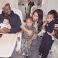 Kanye West, Kim Kardashian et leurs trois enfants. Avril 2018.