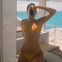 Kendall Jenner : Ultrasexy en lingerie avant un marathon mode