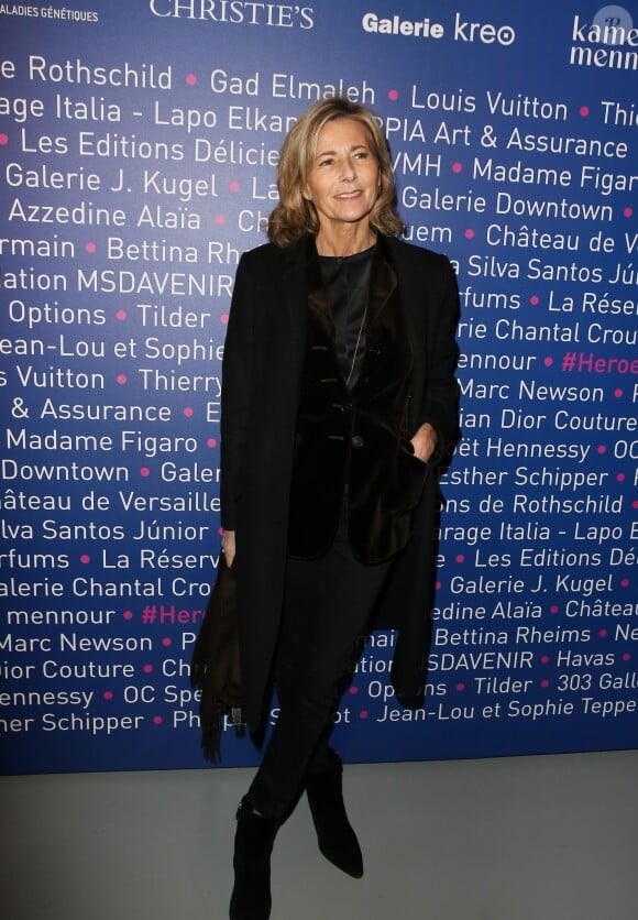Claire Chazal révèle ses angoisses et son appréhension de la vieillesse dans un nouvel entretien accordé à "Elle", publié ce 27 avril 2018.