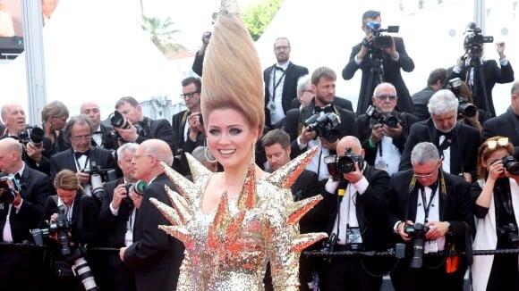 Cannes 2018 : Le look improbable d'Elena Lenina (Nice People)