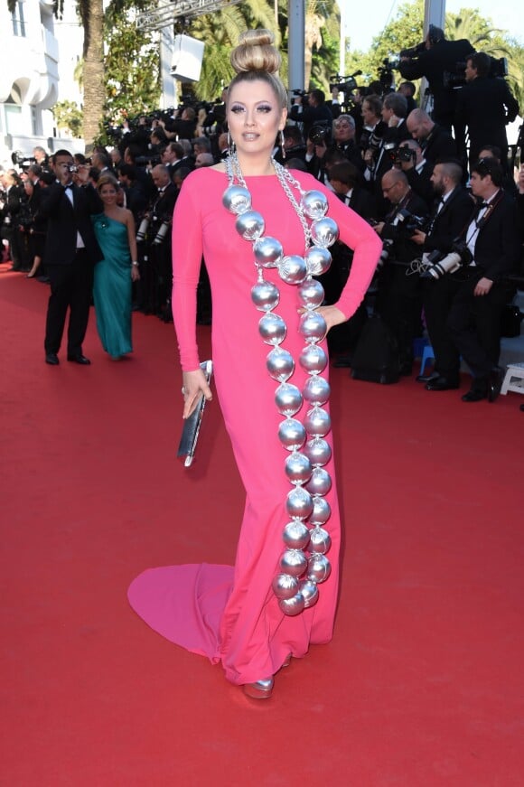 Elena Lenina - Montée des marches du film "Mr. Turner" lors du 67 ème Festival du film de Cannes – Cannes le 15 mai 2014.