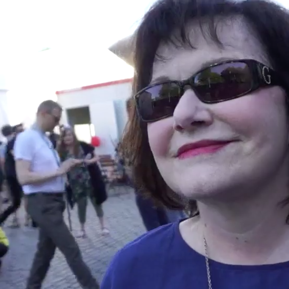 Maurane donne sa dernière interview dans l'émission "C'est du Belge" à la fête de l'Iris à Bruxelles, le dimanche 6 mai 2018, veille de sa mort.
