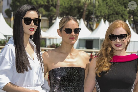 Lupita Nyong'o, Penélope Cruz, Jessica Chastain, Marion Cotillard, Fan Bingbing au photocall de "355" lors du 71ème Festival International du Film de Cannes, le 10 mai 2018. © Jacovides-Borde-Moreau/Bestimage