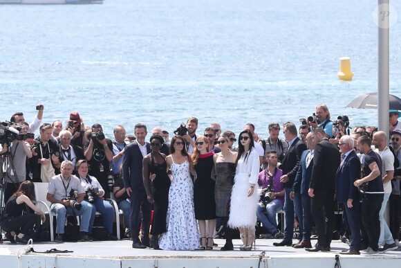 Lupita Nyong'o, Penelope Cruz (robe Ralph Lauren Collection), Jessica Chastain, Marion Cotillard, Fan Bingbing au photocall de "355" lors du 71ème Festival International du Film de Cannes, le 10 mai 2018. © Jacovides-Borde-Moreau/Bestimage