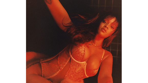 Rihanna: Plus torride que jamais en mode lingerie, son idée pour Meghan et Harry