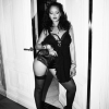 Rihanna, torride, promeut sa collection de lingerie Savage X Fenty. Mai 2018.