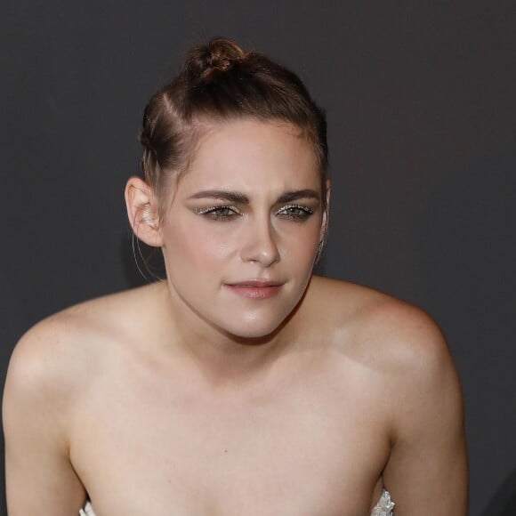 Kristen Stewart au photocall du dîner "Kering: Women in Motion Awards", qui a lieu Place de la Castre, lors du 71ème Festival International du Film de Cannes, le 13 mai 2018