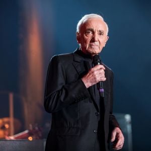 Exclusif - Charles Aznavour en concert à l'Accorhotels Arena (POPB Bercy) à Paris. Le 13 décembre 2017 © Cyril Moreau / Bestimage 