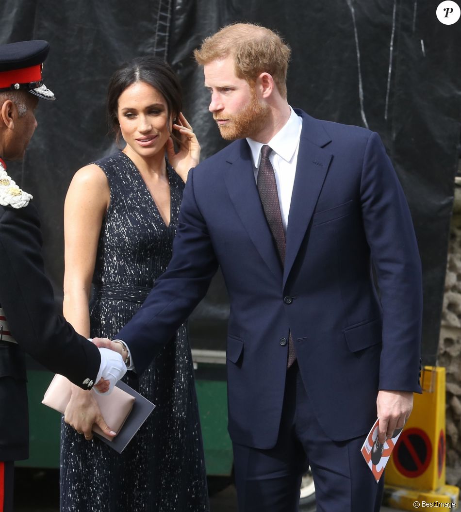 Le Prince Harry Et Sa Fiancee Meghan Markle Celebrites Assistent