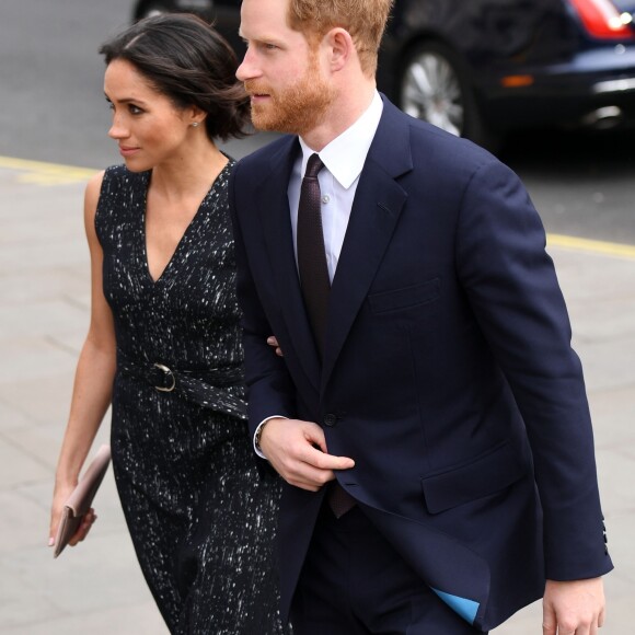 Meghan Markle et le prince Harry à leur arrivée à la cérémonie de commémoration du 25ème anniversaire de l'assassinat de Stephen Lawrence en l'église St Martin-in-the-Fields à Londres. Le 23 avril 2018