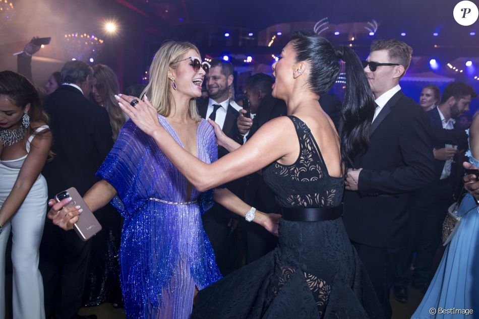 Nicole Scherzinger, Paris Hilton lors de la soirée du 25ème