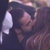 Heidi Klum et son compagnon Tom Kaulitz s'embrassent tendrement lors de la vente aux enchères de la soirée amfAR Gala Cannes 2018 à l'hôtel du Cap-Eden-Roc, pendant le 71ème Festival International du Film de Cannes, à Antibes, France, le 17 mai 2018. © Cyril Moreau/Bestimage