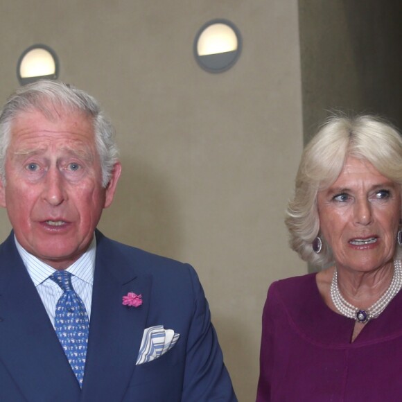 Le prince Charles, prince de Galles, et Camilla Parker Bowles, duchesse de Cornouailles, assistent à la célébration du 150e anniversaire de l'agence "Press Assocation (PA)" à Londres, le 16 mai 2018. Le prince Charles conduira Meghan Markle à l'autel lors de son mariage avec le prince Harry.