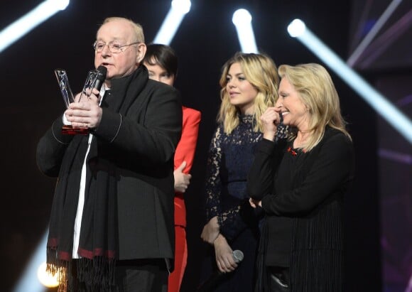 William Sheller, Jeanne Cherhal, Louane et Véronique Sanson lors de la cérémonie des 31e Victoires de la Musique le 12 février 2016 à Paris.


