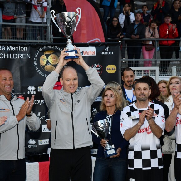 Le prince Albert II de Monaco - Traditionnel match de football caritatif opposant l'A.S. Star Team for Children à l'Association Mondiale des Pilotes de F1 au stade Lucien Rhein à Menton, le 22 mai 2018. L'équipe du prince A. II de Monaco a remporté la rencontre par 2 buts à 1. © Bruno Bebert/Bestimage