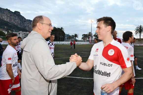 Le prince Albert II de Monaco et Louis Ducruet - Traditionnel match de football caritatif opposant l'A.S. Star Team for Children à l'Association Mondiale des Pilotes de F1 au stade Lucien Rhein à Menton, le 22 mai 2018. L'équipe du prince A. II de Monaco a remporté la rencontre par 2 buts à 1. © Bruno Bebert/Bestimage