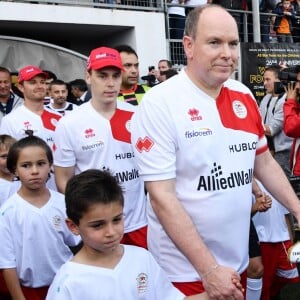 Le prince Albert II de Monaco, Louis Ducruet et Nico Rosberg - Traditionnel match de football caritatif opposant l'A.S. Star Team for Children à l'Association Mondiale des Pilotes de F1 au stade Lucien Rhein à Menton, le 22 mai 2018. L'équipe du prince A. II de Monaco a remporté la rencontre par 2 buts à 1. © Bruno Bebert/Bestimage