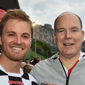 Nico Rosberg et le prince Albert II de Monaco - Traditionnel match de football caritatif opposant l'A.S. Star Team for Children à l'Association Mondiale des Pilotes de F1 au stade Lucien Rhein à Menton, le 22 mai 2018. L'équipe du prince A. II de Monaco a remporté la rencontre par 2 buts à 1. © Bruno Bebert/Bestimage