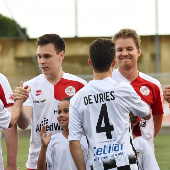 Le prince Albert II de Monaco, Louis Ducruet et Nico Rosberg - Traditionnel match de football caritatif opposant l'A.S. Star Team for Children à l'Association Mondiale des Pilotes de F1 au stade Lucien Rhein à Menton, le 22 mai 2018. L'équipe du prince A. II de Monaco a remporté la rencontre par 2 buts à 1. © Bruno Bebert/Bestimage