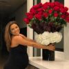 Eva Longoria enceinte, a posté cette photo pour ses 2 ans de mariage sur Twitter. Mai 2018