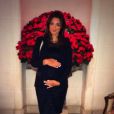 La belle Emilie Nef Naf a annoncé être enceinte de son deuxième enfant sur son compte Twitter. Juin 2014.