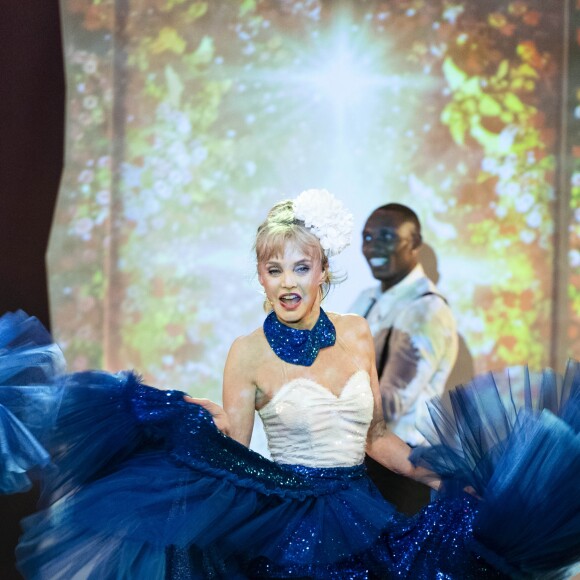 Exclusif - Arielle Dombasle - Filage du spectacle "Les Parisiennes" au théâtre des Folies Bergère à Paris le 23 mai 2018. © Pierre Perusseau/Bestimage