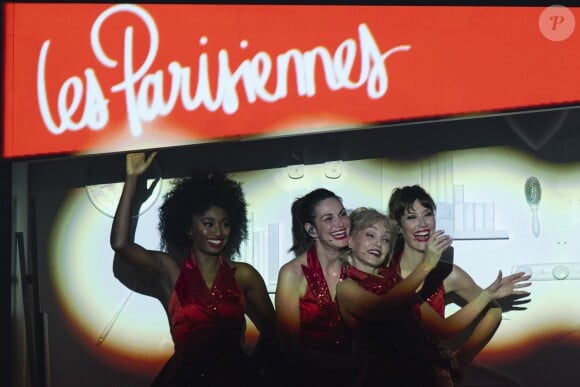 Exclusif - Inna Modja, Helena Noguerra, Arielle Dombasle, Mareva Galanter - Première du spectacle "Les Parisiennes" aux Folies Bergères à Paris le 24 mai 2018. © Olivier Borde - Pierre Perrusseau/Bestimage