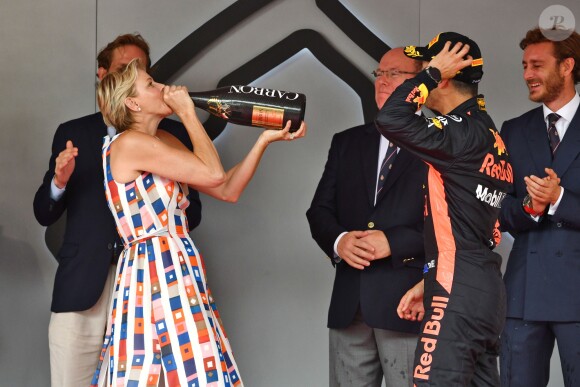 Andrea Casiraghi, la princesse Charlene de Monaco, le prince Albert II de Monaco, Pierre Casiraghi félicitent le trio de tête du 76e Gran Prix de Formule 1 de Monaco remporté par Daniel Ricciardo suivi de Sebastian Vettel et Lewis Hamilton, le 27 mai 2018. © Bruno Bebert/Bestimage