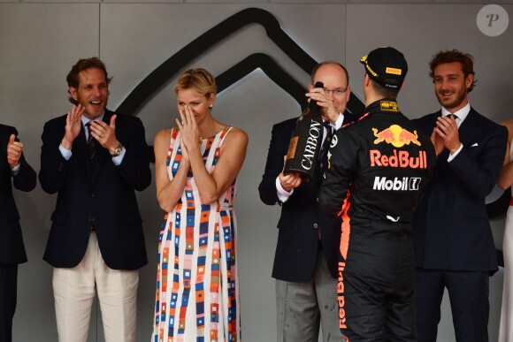 Andrea Casiraghi, la princesse Charlene de Monaco, le prince Albert II de Monaco, Pierre Casiraghi félicitent le trio de tête du 76e Gran Prix de Formule 1 de Monaco remporté par Daniel Ricciardo suivi de Sebastian Vettel et Lewis Hamilton, le 27 mai 2018. © Bruno Bebert/Bestimage
