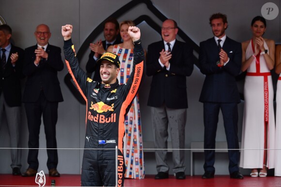 Andrea Casiraghi, la princesse Charlene de Monaco, le prince Albert II de Monaco, Pierre Casiraghi félicitent le trio de tête du 76e Gran Prix de Formule 1 de Monaco remporté par Daniel Ricciardo suivi de Sebastian Vettel et Lewis Hamilton, le 27 mai 2018. © Bruno Bebert/Bestimage