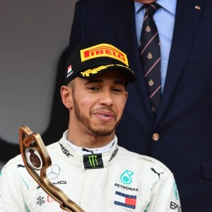 Andrea Casiraghi, la princesse Charlene de Monaco, le prince Albert II de Monaco, Pierre Casiraghi félicitent le trio de tête du 76e Gran Prix de Formule 1 de Monaco remporté par Daniel Ricciardo suivi de Sebastian Vettel et Lewis Hamilton, le 27 mai 2018. © Bruno Bebert/Bestimage