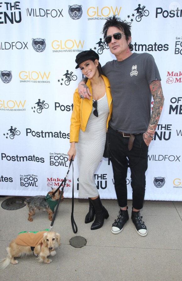 Brittany Furlan et son fiancé Tommy Lee à la journée Off The Menu x Postmates: Secret Burger Showdown au Wallis Annenberg Center à Beverly Hills, le 26 mai 2018