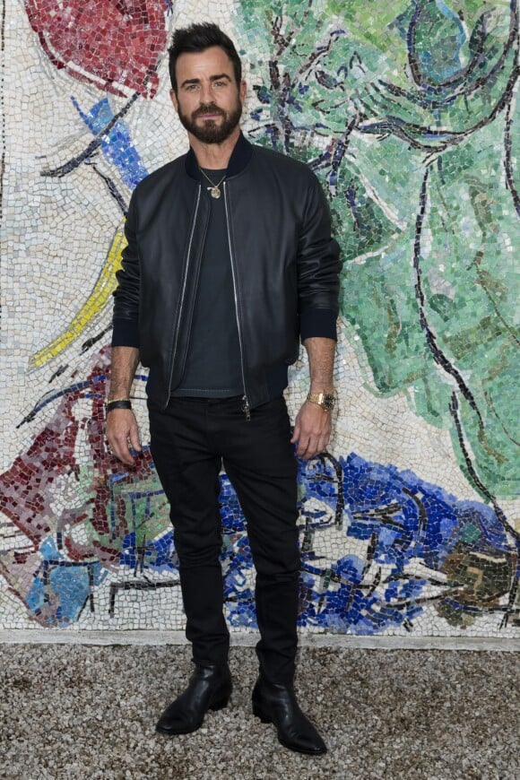 Justin Theroux - Photocall du défilé de la collection croisière Louis Vuitton 2019 dans les jardins de la fondation d'art Maeght à Saint-Paul-De-Vence, France, le 28 mai 2018.