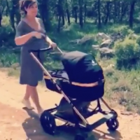 Laetitia Milot : Première sortie avec sa petite Lyana pour l'heureuse maman !