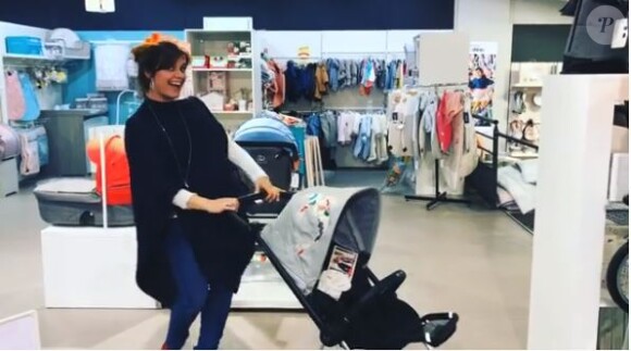 Laetitia Milot cherche la poussette de ses rêves, Instagram, 12 avril 2018