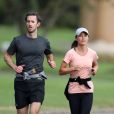 Exclusif - Pippa Middleton et son mari James Matthews font un jogging à Sydney avec leur coach lors de leur lune de miel en Australie le 31 mai 2017
