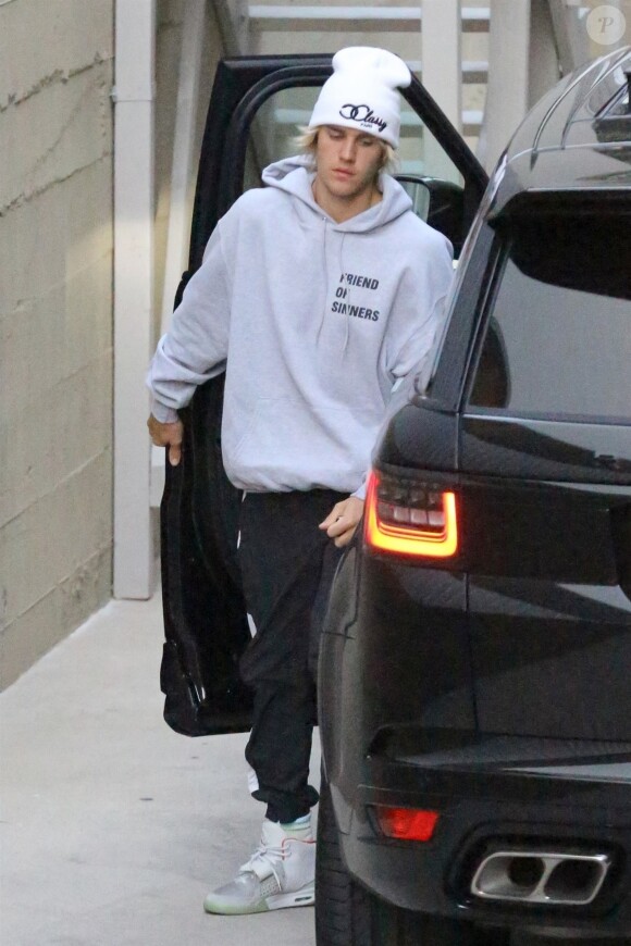 Justin Bieber se rend à la messe à Beverly Hills, le 16 mai 2018