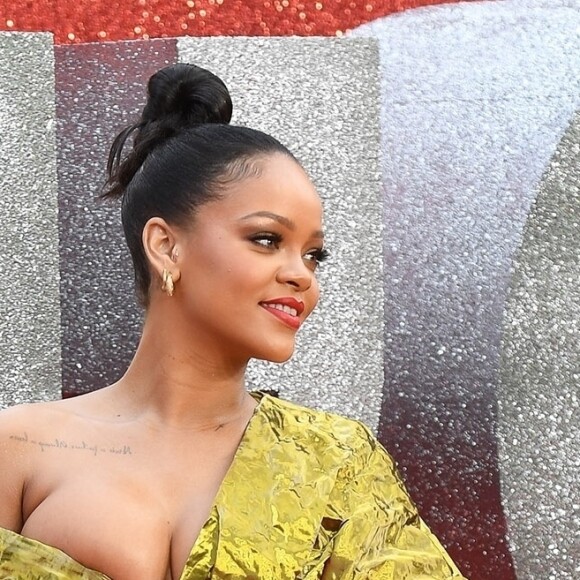 Rihanna (robe Yiqing Yin) - Première du film "Ocean's 8" au Cineworld Leicester Square à Londres, Royaume Uni, le 13 juin 2018.