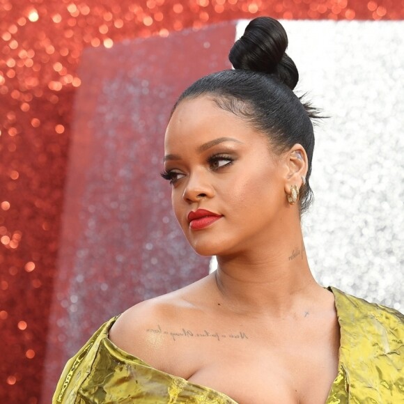 Rihanna (robe Yiqing Yin) - Première du film "Ocean's 8" au Cineworld Leicester Square à Londres, Royaume Uni, le 13 juin 2018.